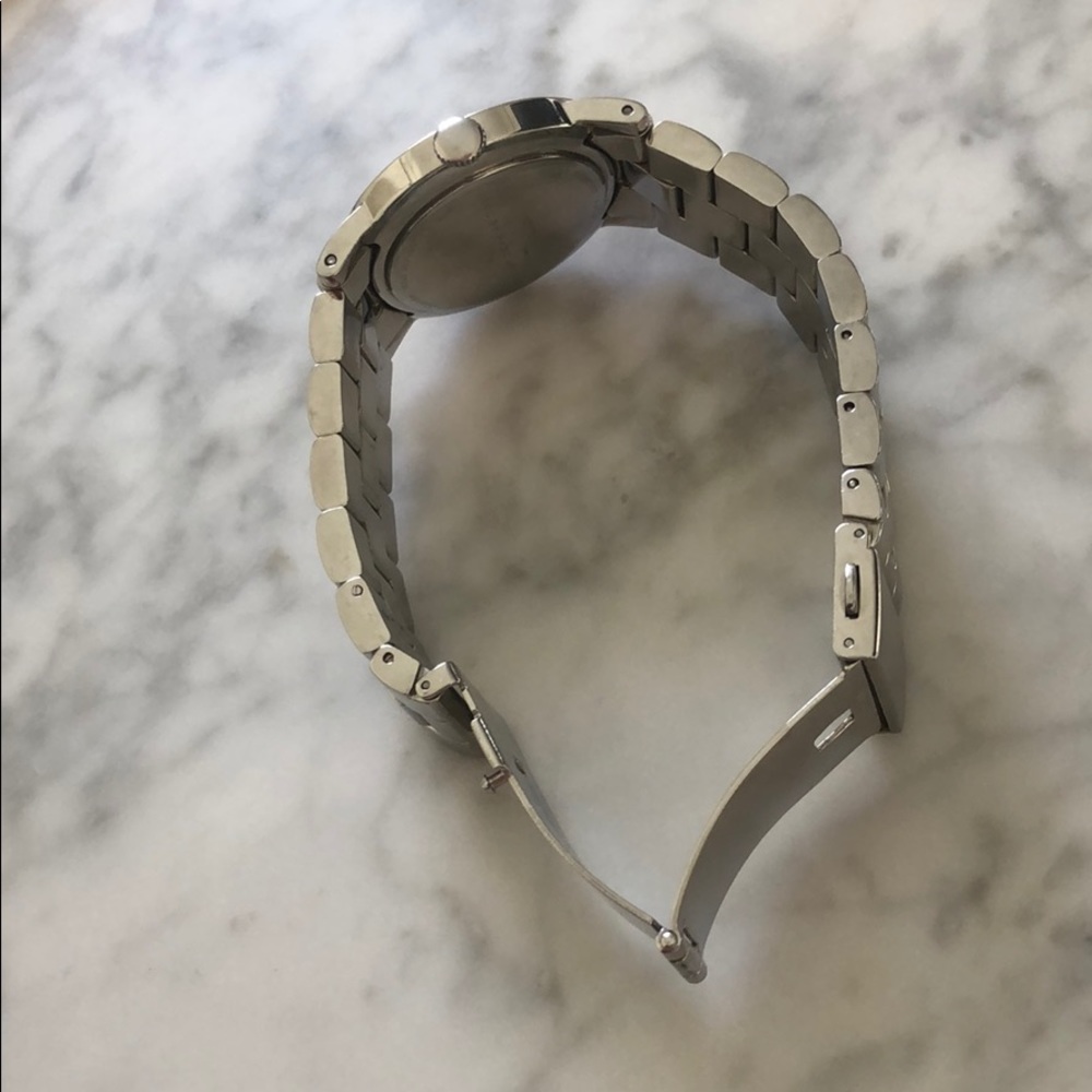 Marc by Marc Jacobs Amy Collection Watch - Picture 5 of 7